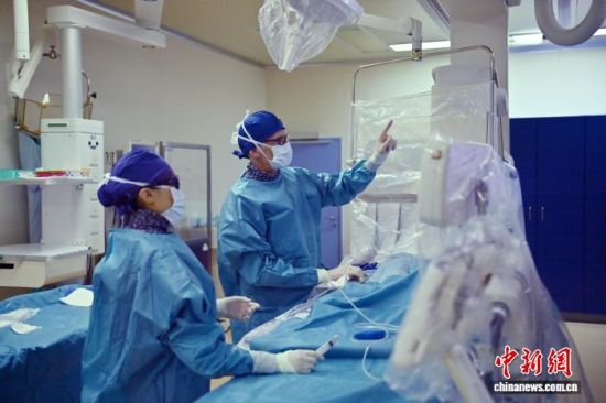 1017գL()g(sh) z